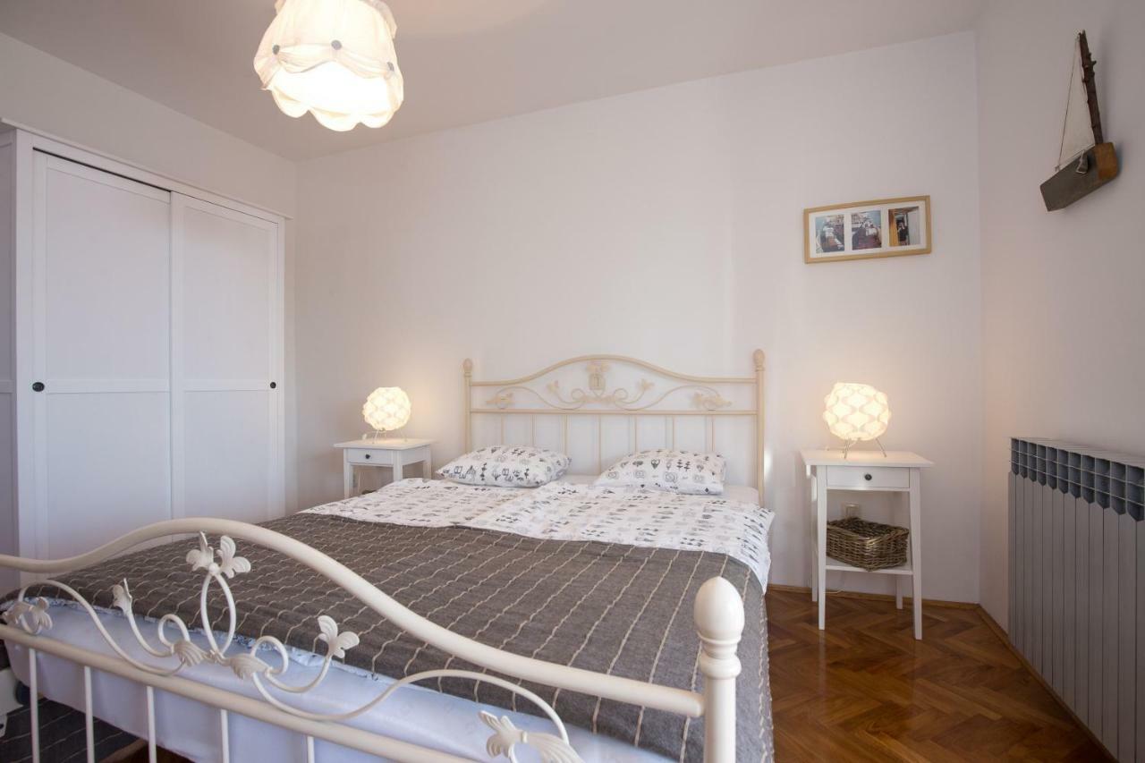 קראליביצה Captain'S Apartment With Sea View מראה חיצוני תמונה